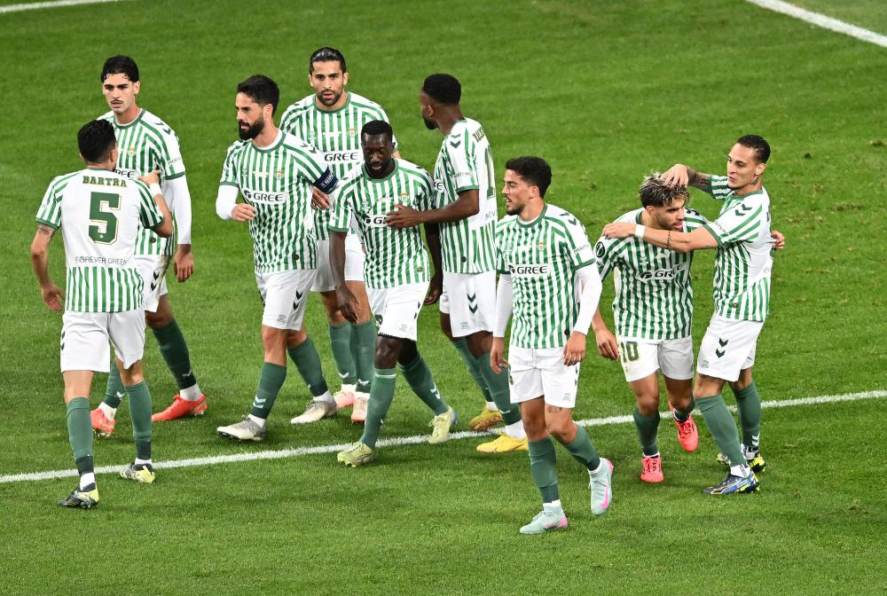 全市场：戴维表现未达尤文预期，米兰、热刺和切尔西对他感兴趣